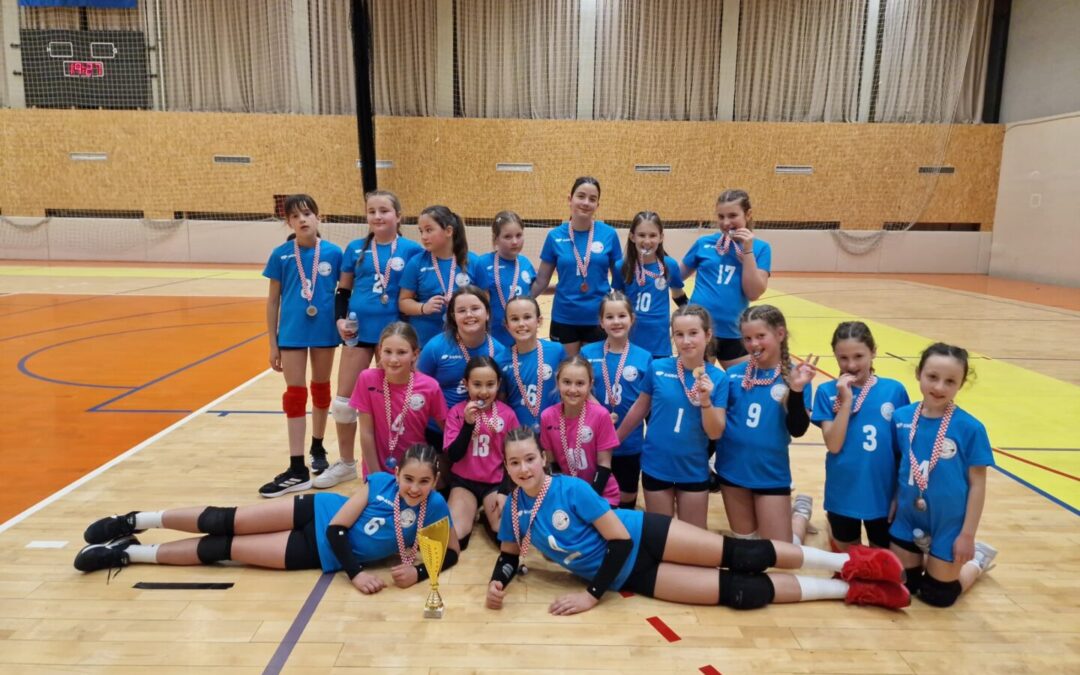 Srebrna medalja za učenice OŠ Župa dubrovačka na Prvenstvu Dalmacije u Mini odbojci U11